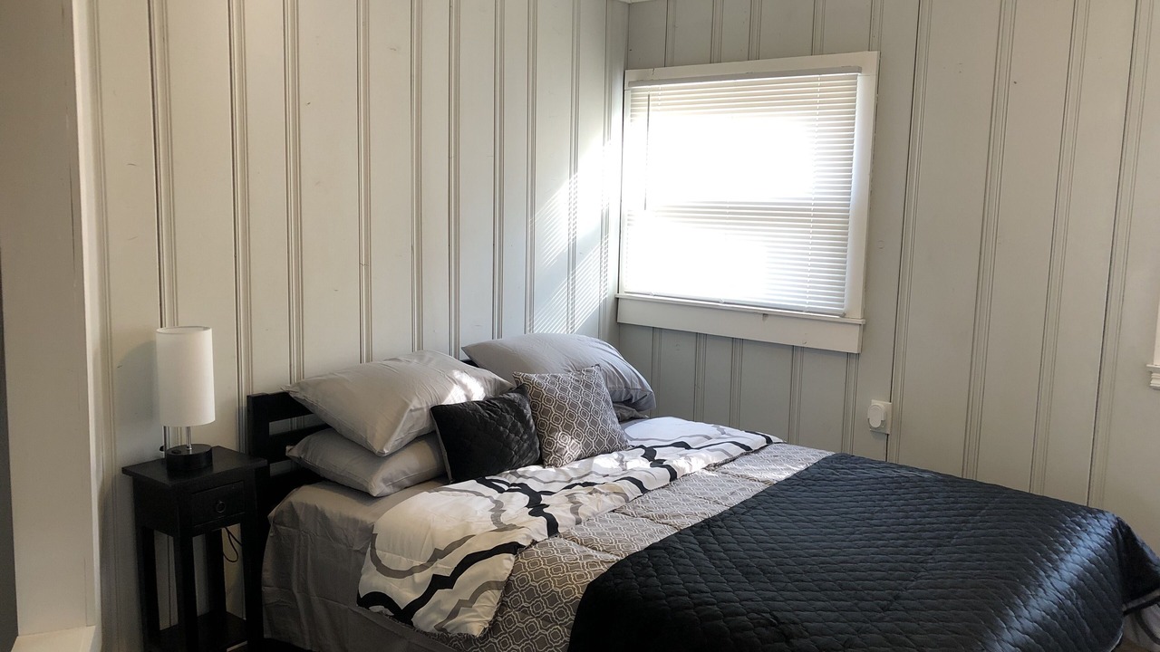 Photo of Bedroom in Sunset Hills