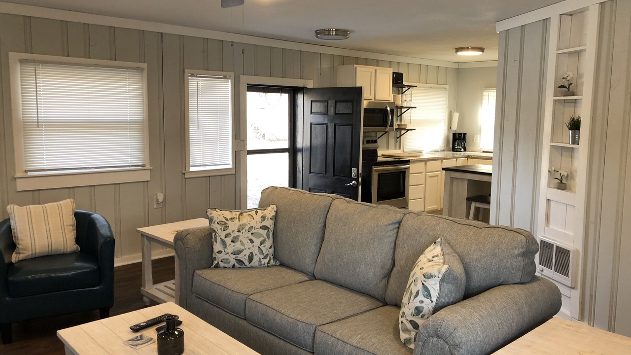 Photo of Livingroom in Sunset Hills