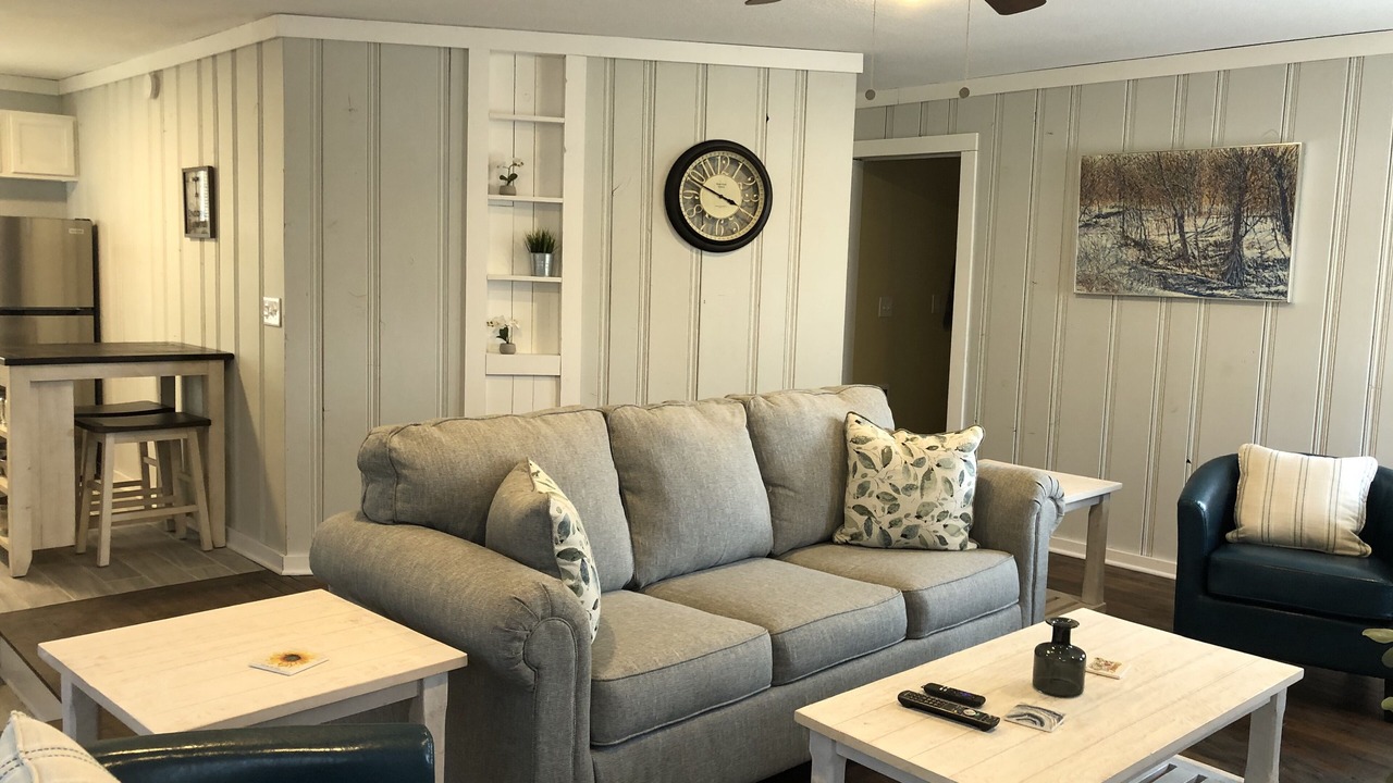 Photo of Livingroom in Sunset Hills