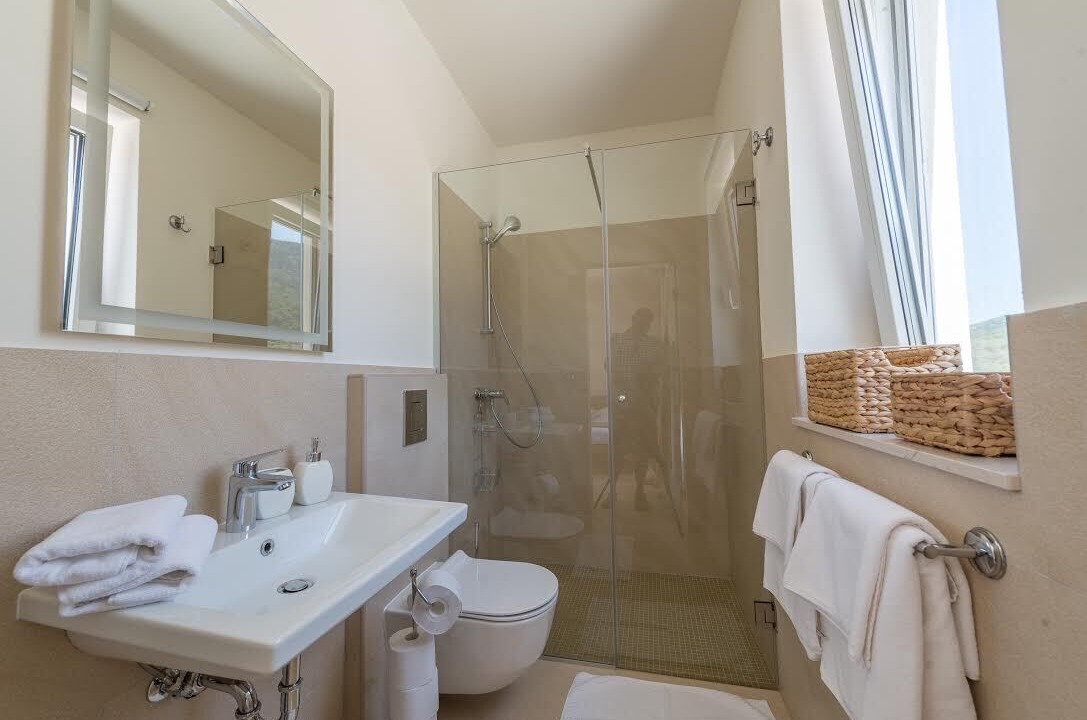 Photo of Bathroom in Pitve
