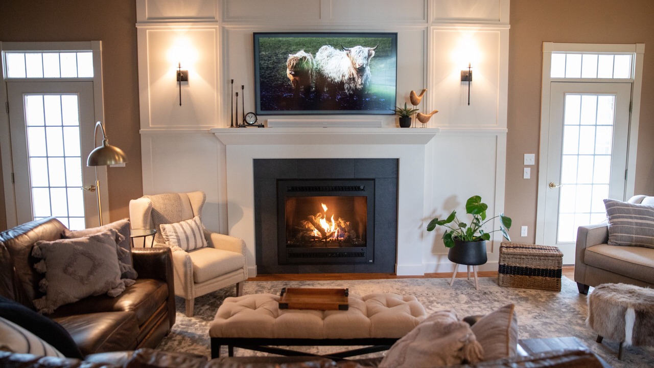 Photo of Livingroom in State College