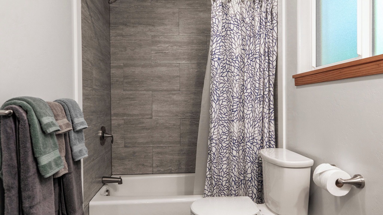Photo of Bathroom in Crescent City