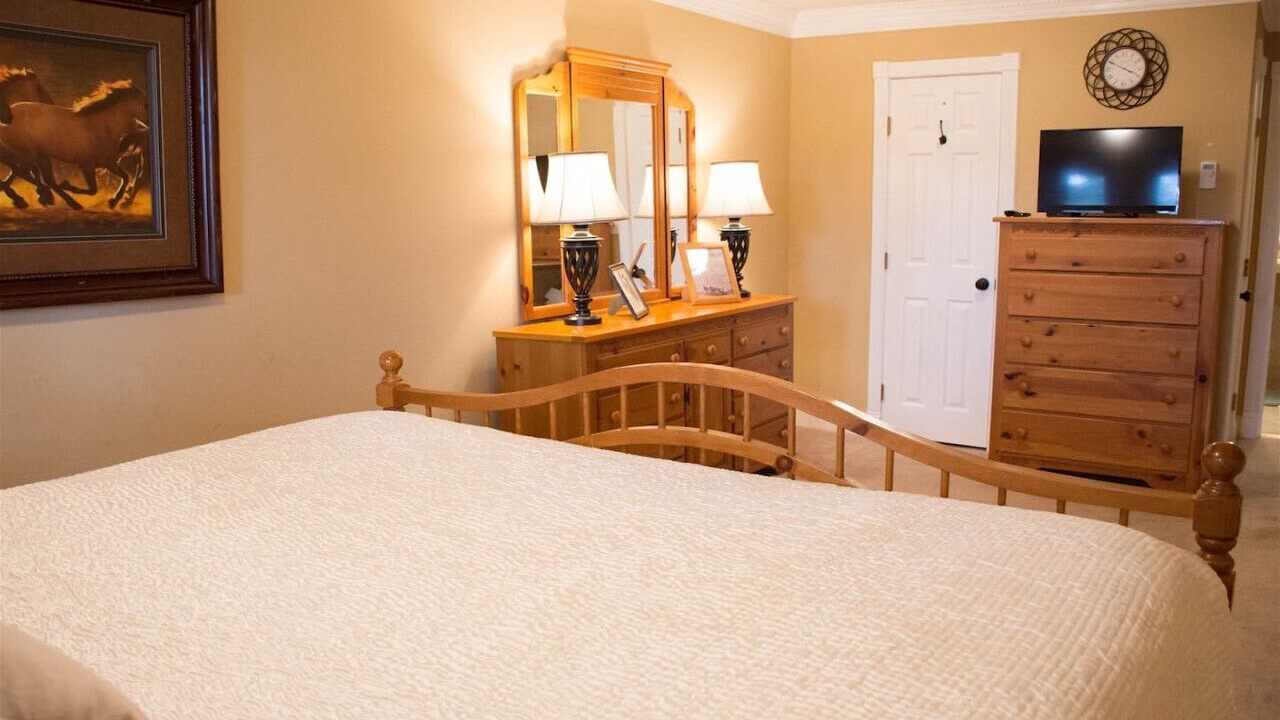 Photo of Bedroom in Ruidoso