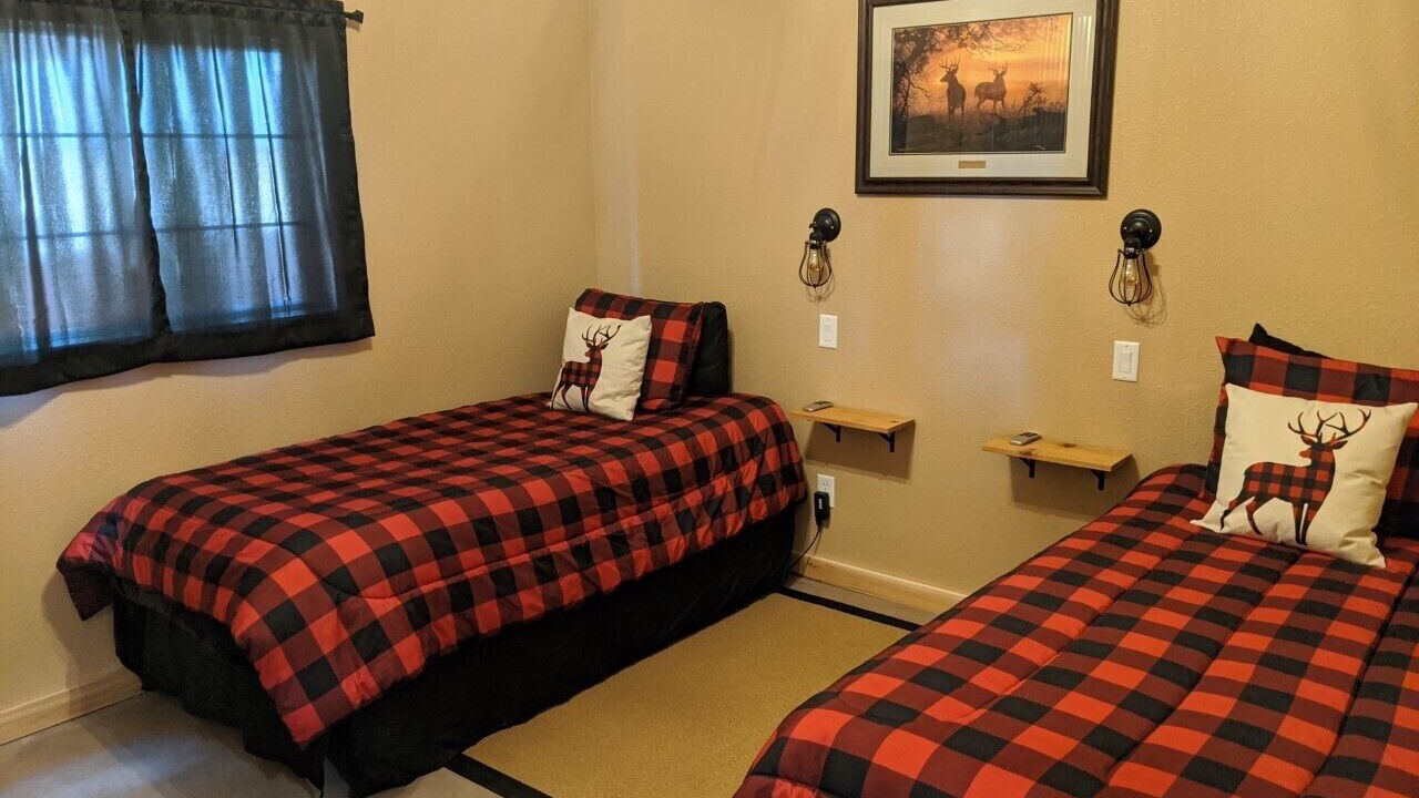 Photo of Bedroom in Lake City