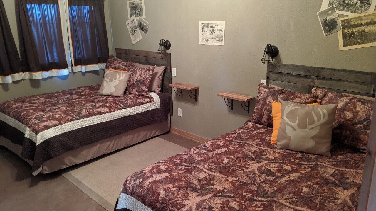 Photo of Bedroom in Lake City
