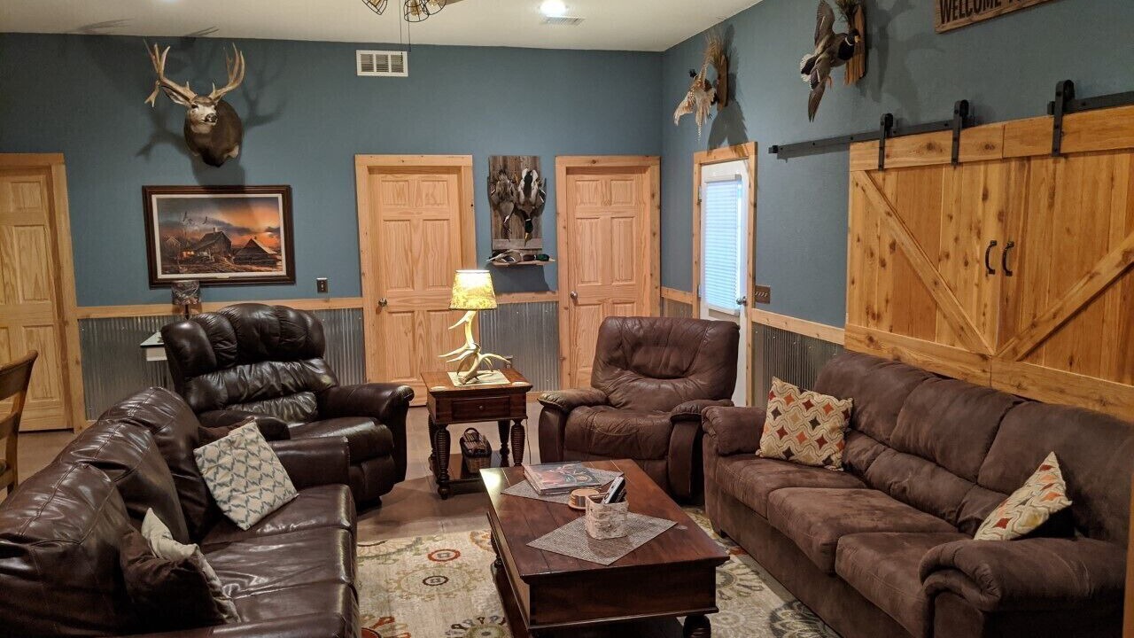 Photo of Livingroom in Lake City