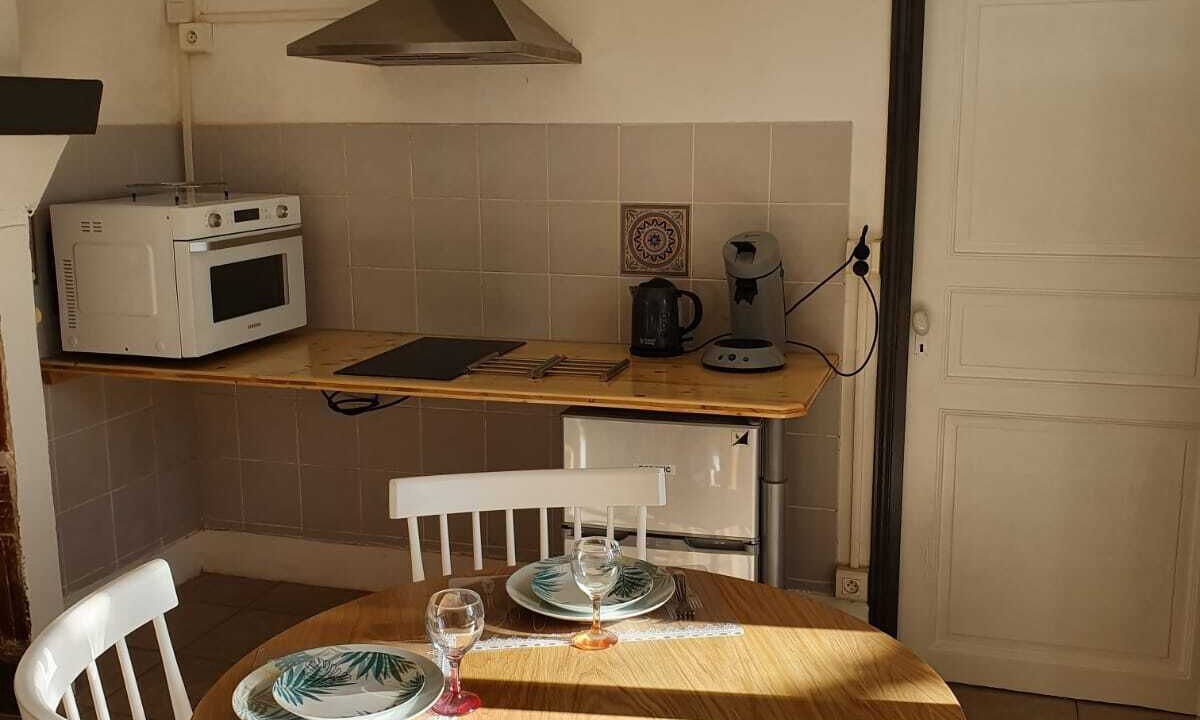 Photo of Kitchen in Labarthe-Bleys