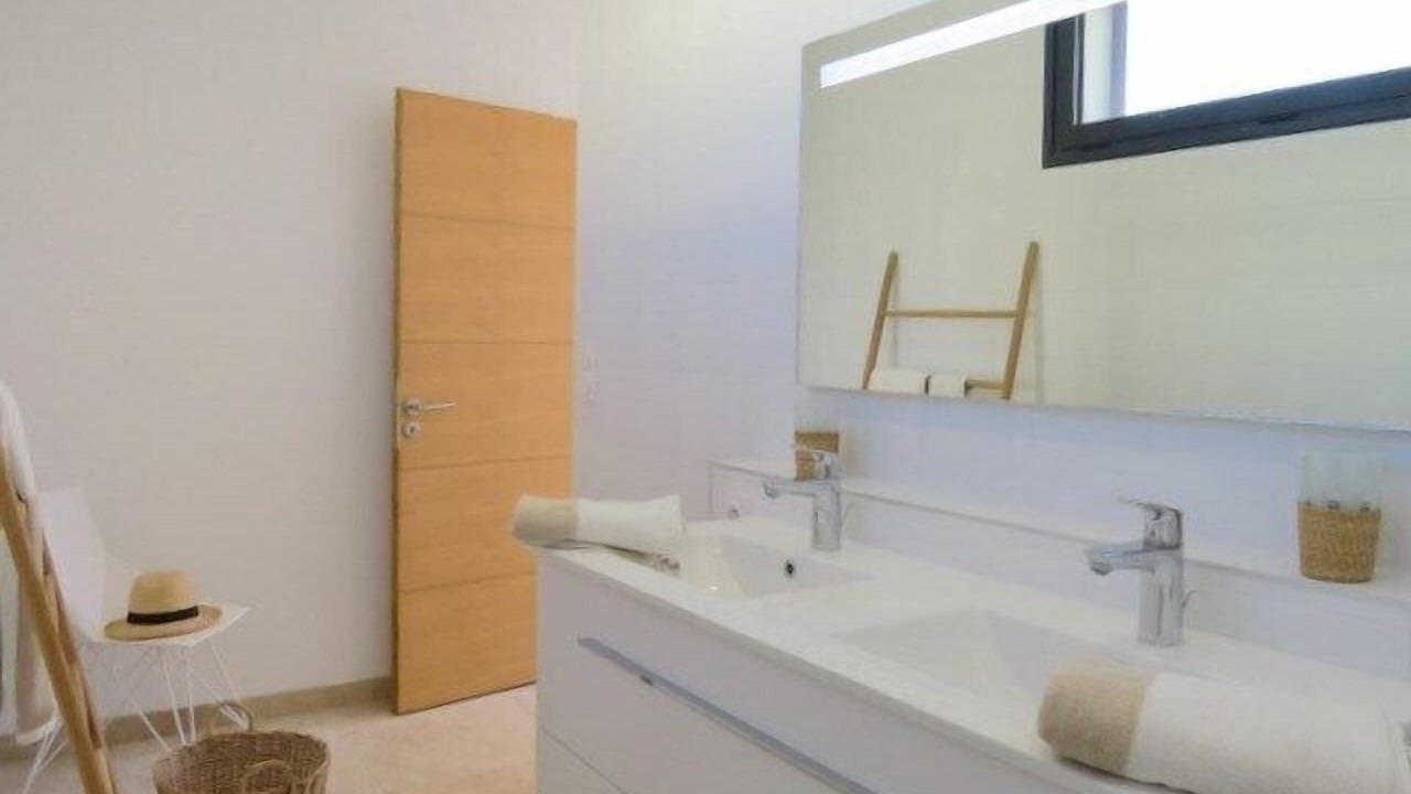Photo of Bathroom in Le Barcares