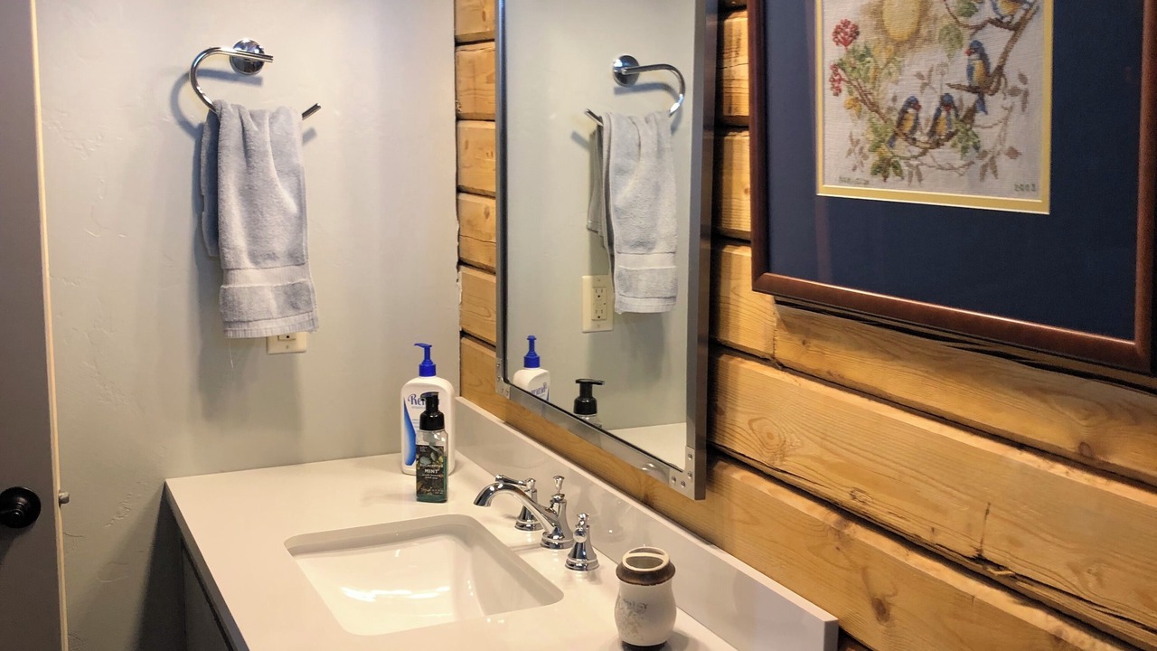 Photo of Bathroom in Fenn