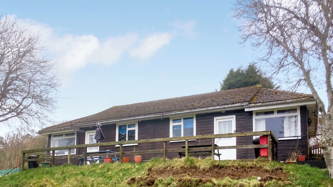 Photo of Others in Contin