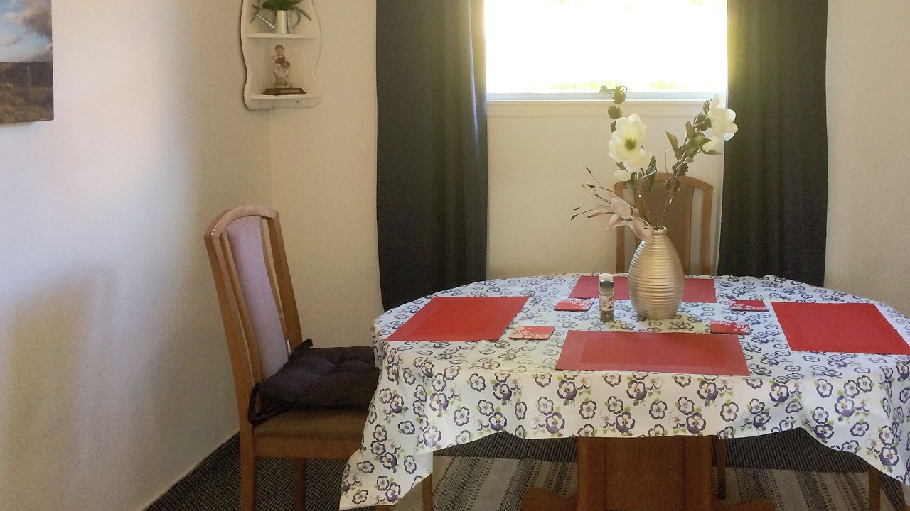 Photo of Others in Contin