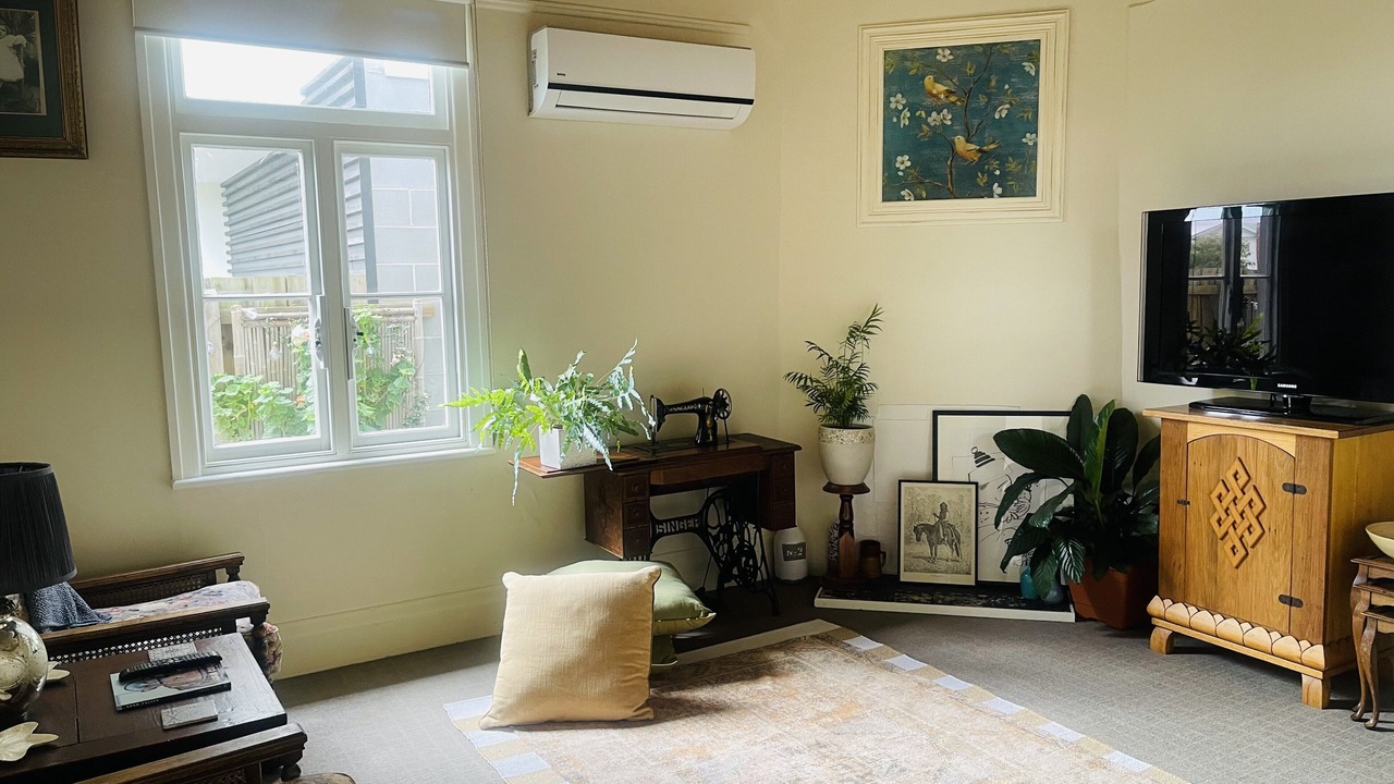 Photo of Livingroom in Bonbeach