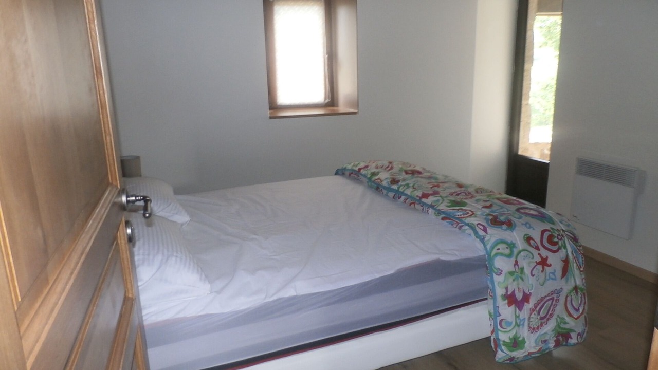 Photo of Bedroom in Colombier-le-Vieux