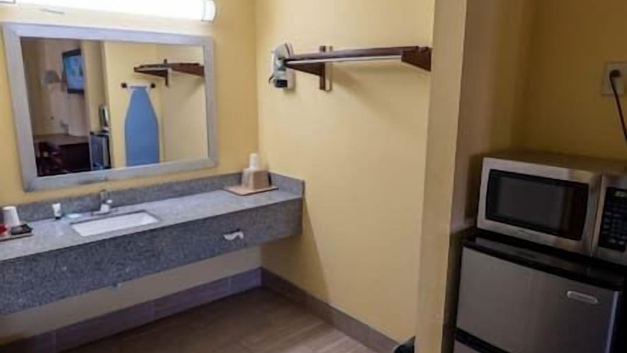 Photo of Others in Hawkinsville