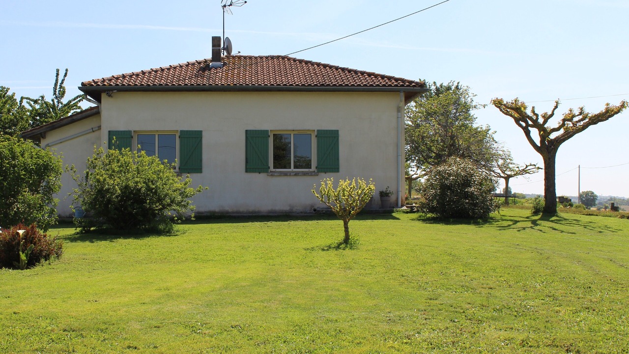 Photo of Outdoor in Lareole