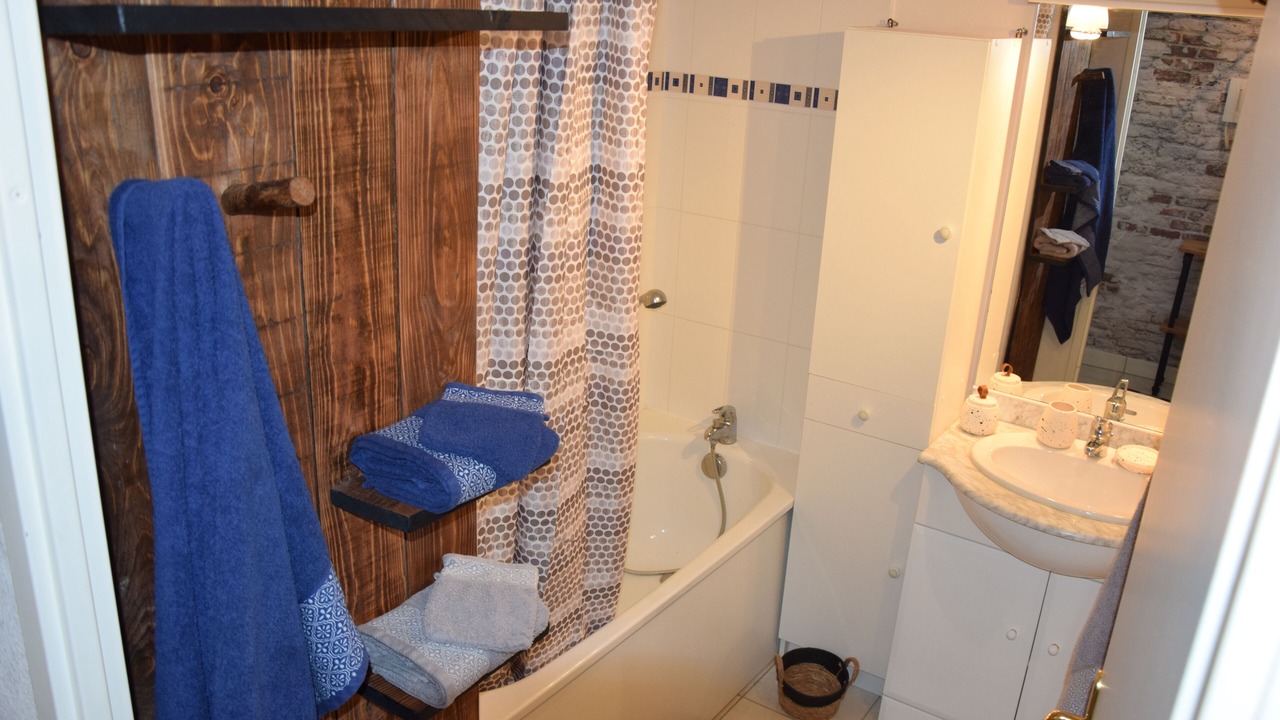 Photo of Bathroom in Cayeux-sur-Mer