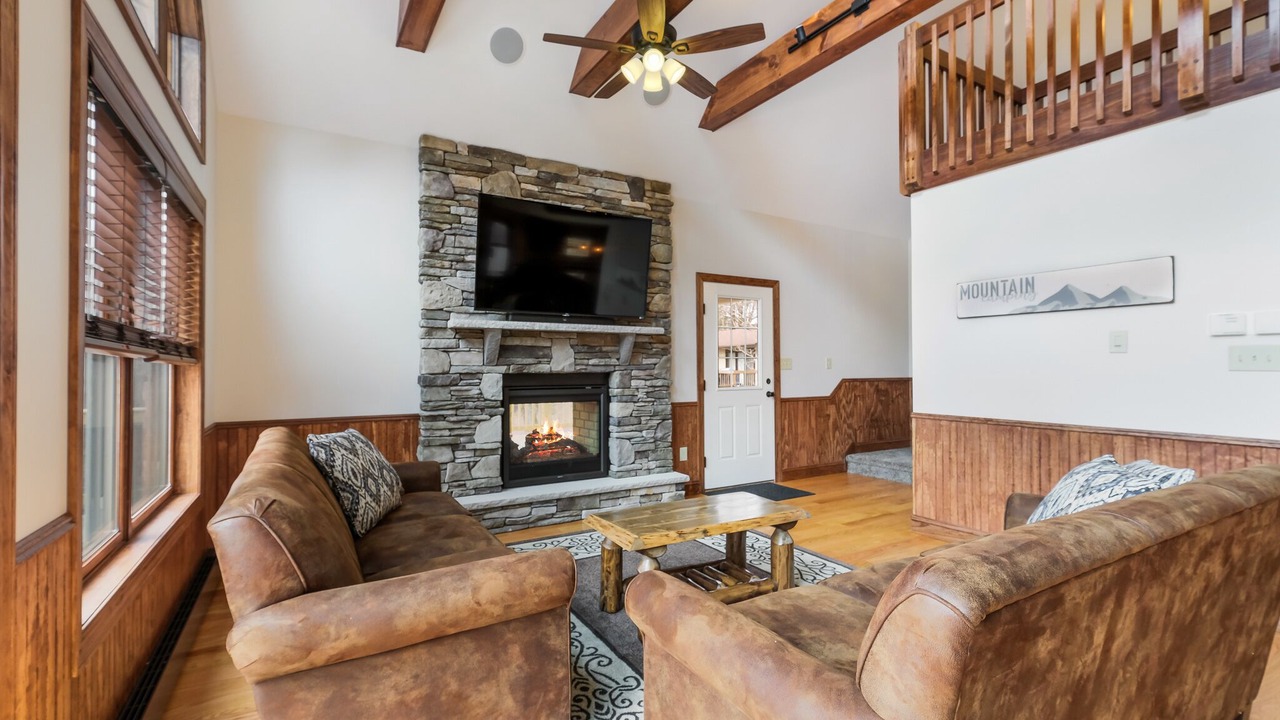 Photo of Bedroom in Lake Harmony Estates