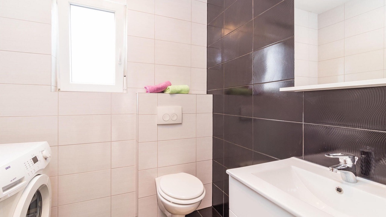 Photo of Bathroom in Skatari