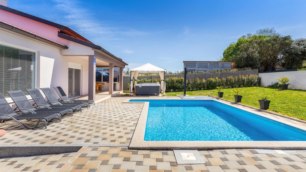 Photo of Outdoor in Skatari