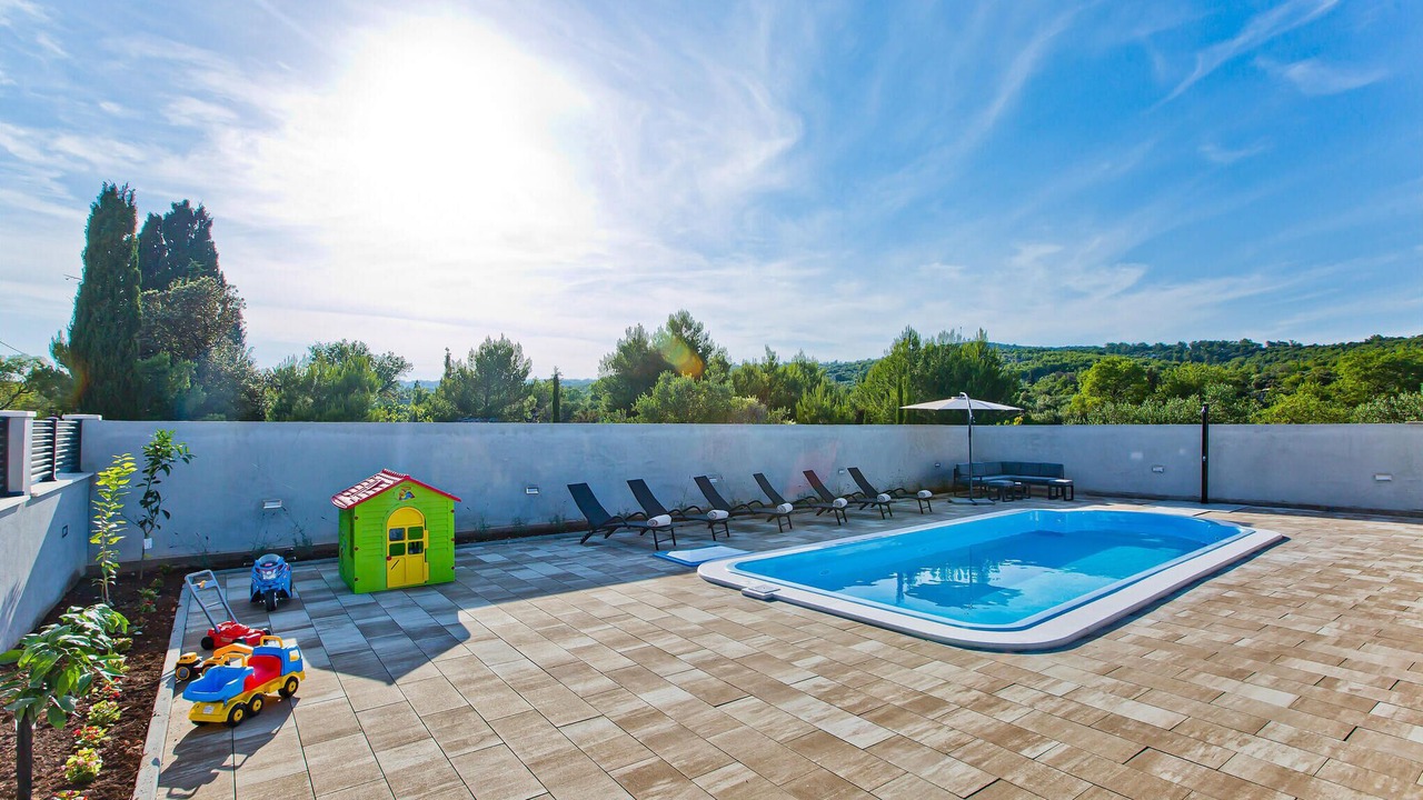 Photo of Outdoor in Bogomolje
