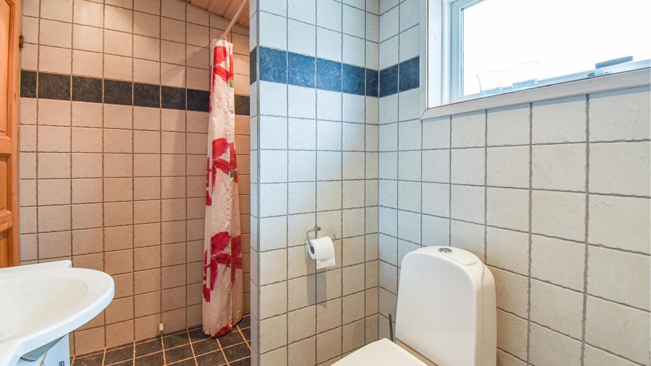 Photo of Bathroom in Næs