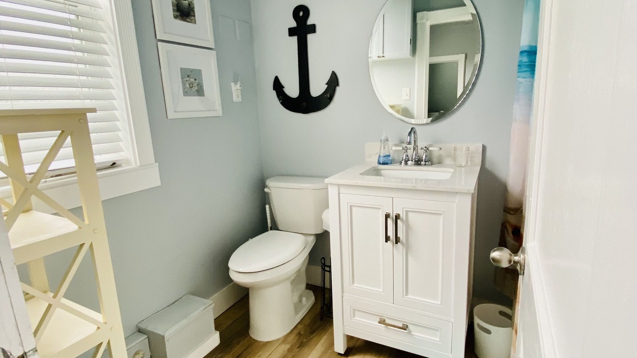 Photo of Bathroom in North End