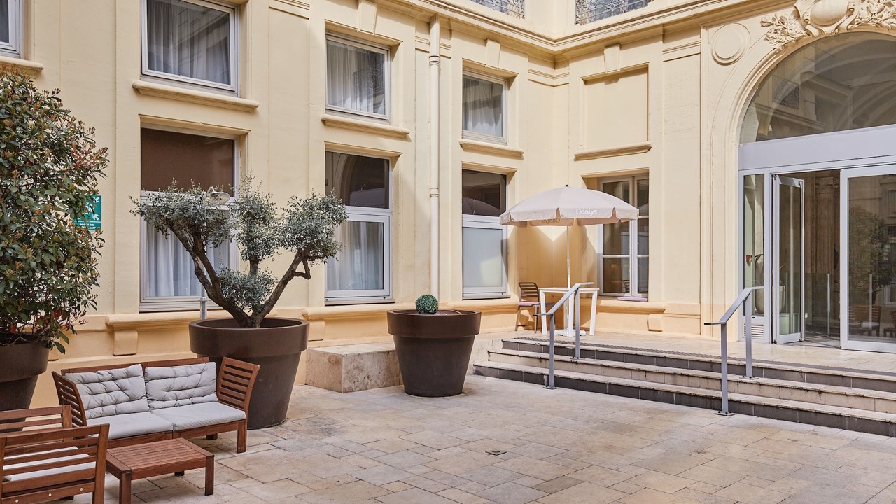 Photo of Patio Balcony in Comedie