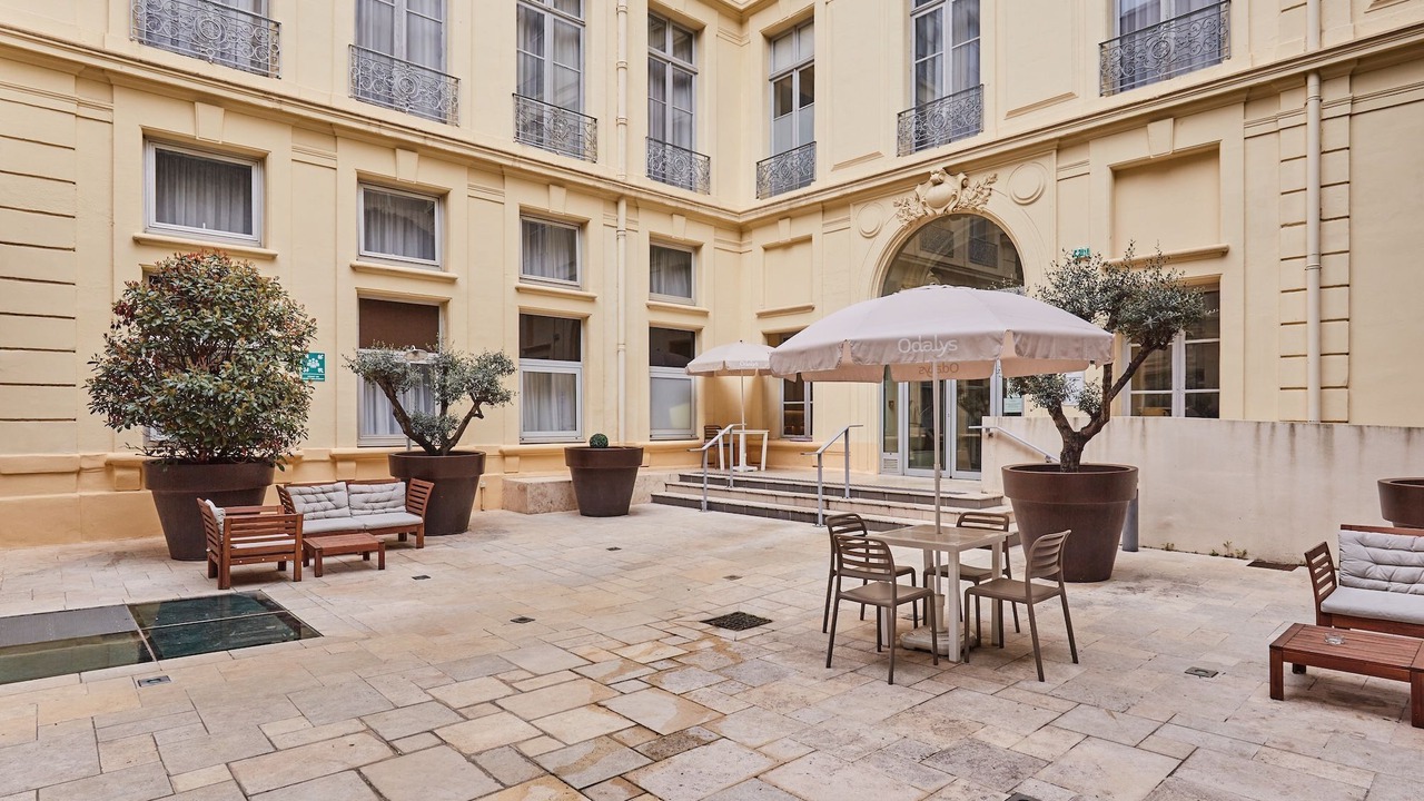 Photo of Patio Balcony in Comedie