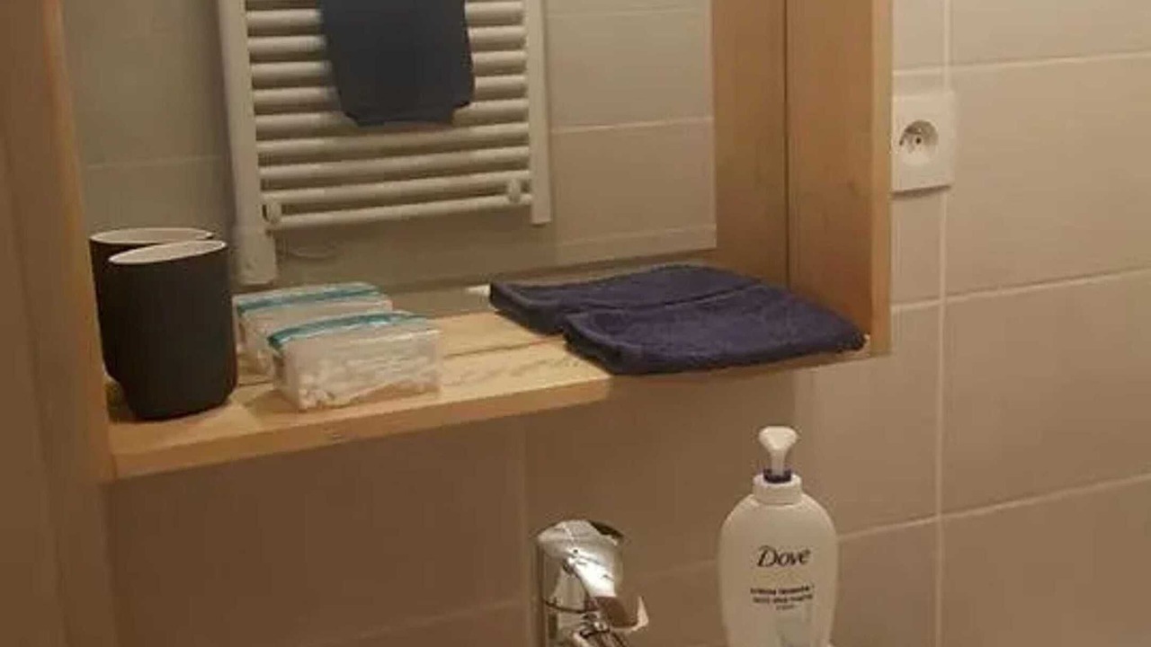 Photo of Bathroom in Poissy