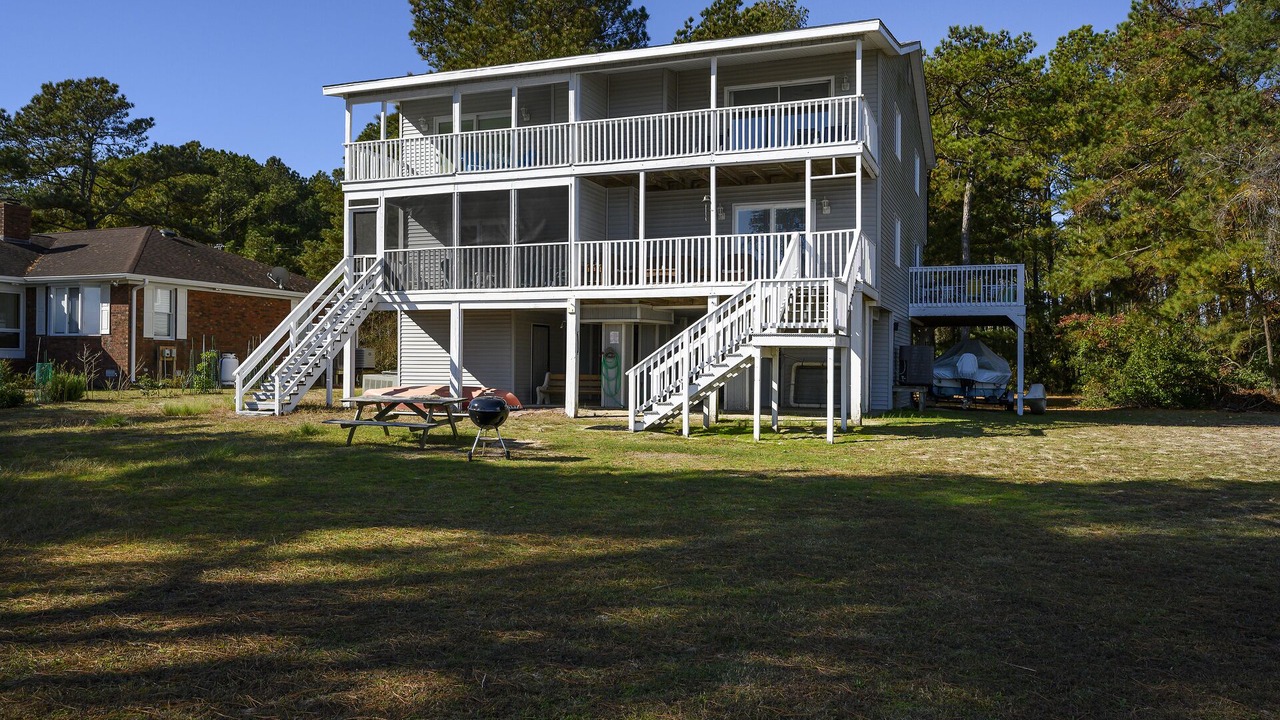 Photo of Others in Piney Island