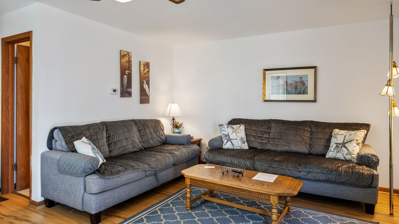 Photo of Bedroom in Piney Island
