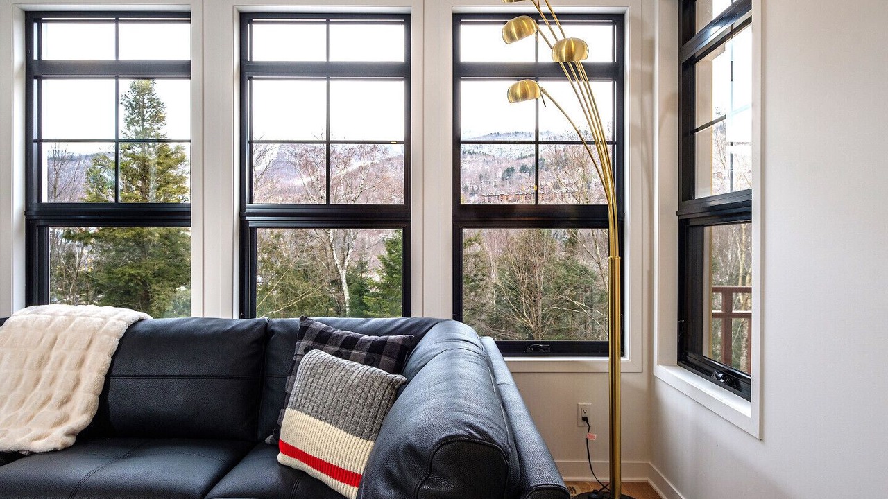 Photo of Livingroom in Tremblant-Les-Eaux