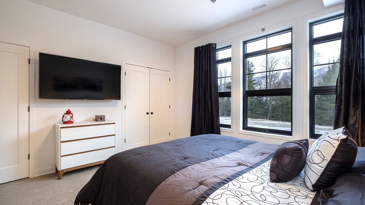 Photo of Bedroom in Tremblant-Les-Eaux