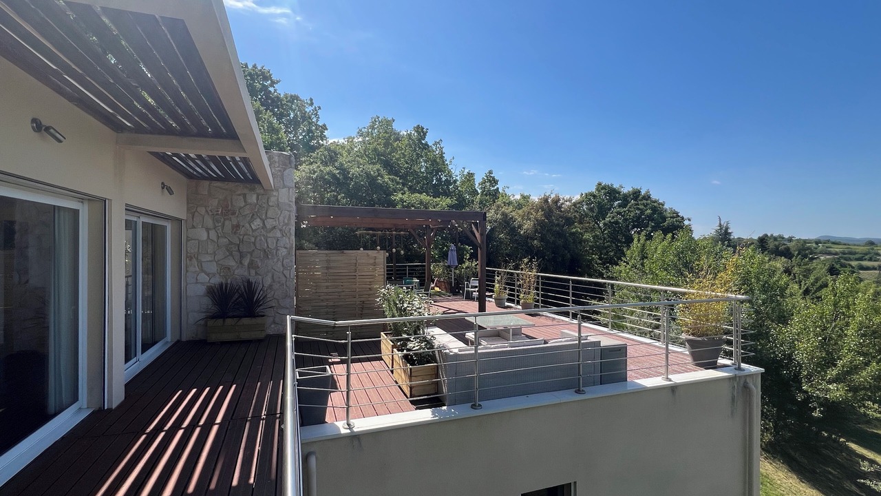 Photo of Patio Balcony in Barjac