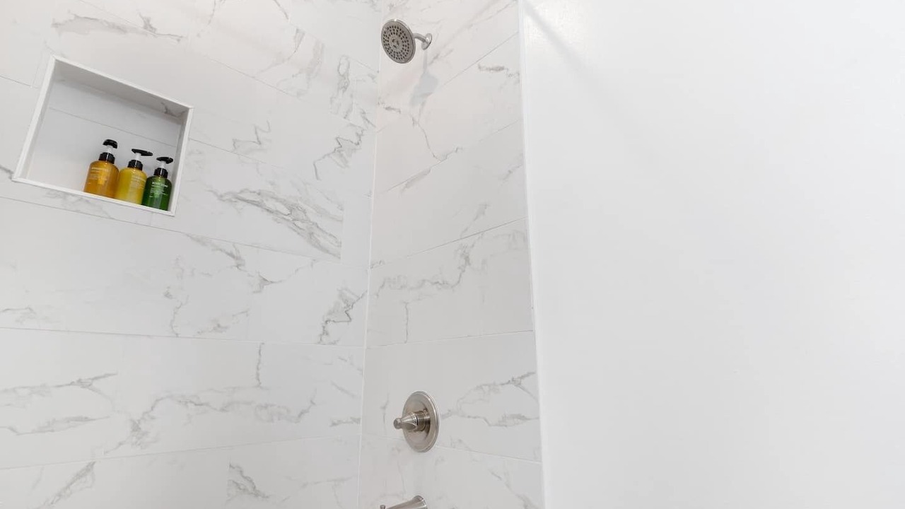 Photo of Bathroom in Tulane - Gravier