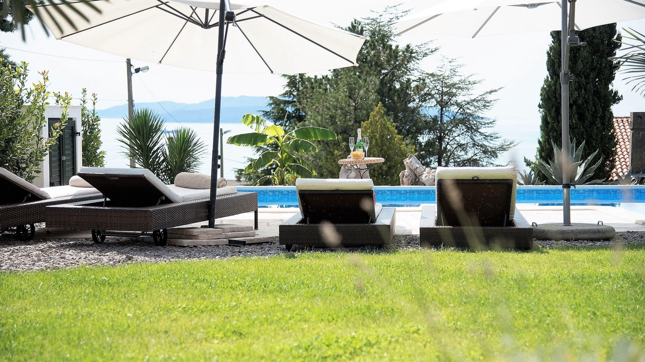 Photo of Outdoor in Rubesi
