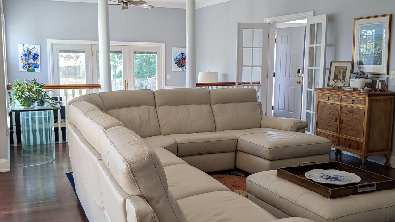 Photo of Livingroom in New London