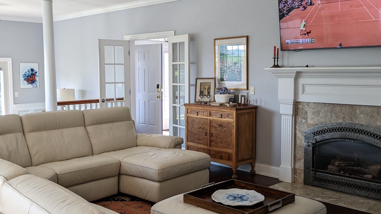 Photo of Livingroom in New London