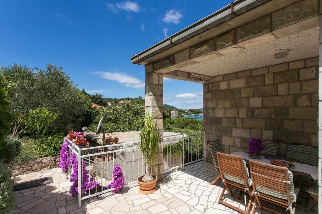 Photo of Patio Balcony in Kolocep Island