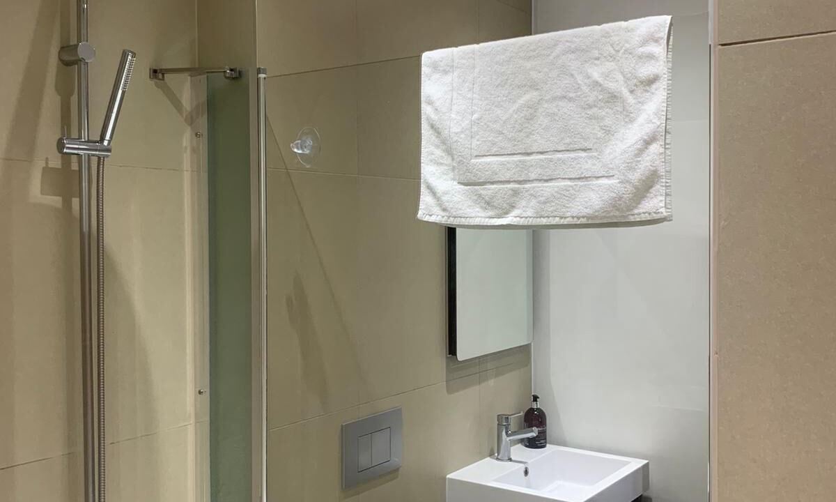 Photo of Bathroom in Waddon