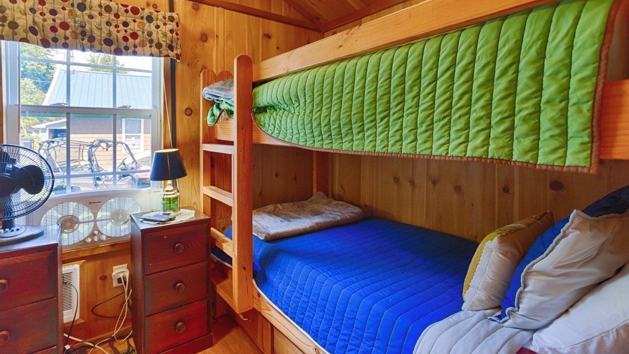 Photo of Bedroom in Valois