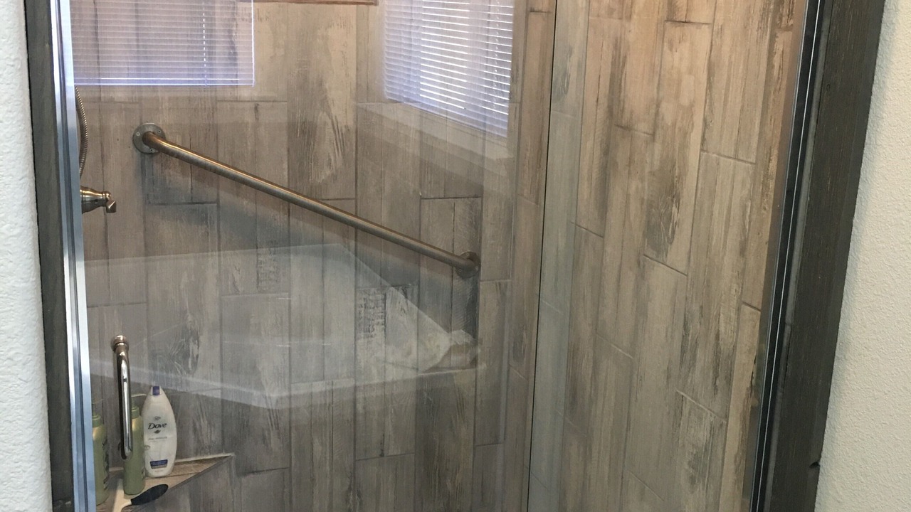 Photo of Bathroom in El Dorado