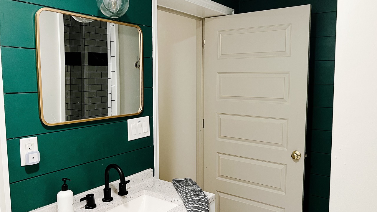 Photo of Bathroom in Miller Southside