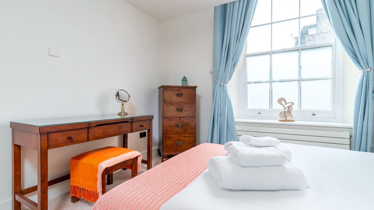 Photo of Bedroom in Clapham