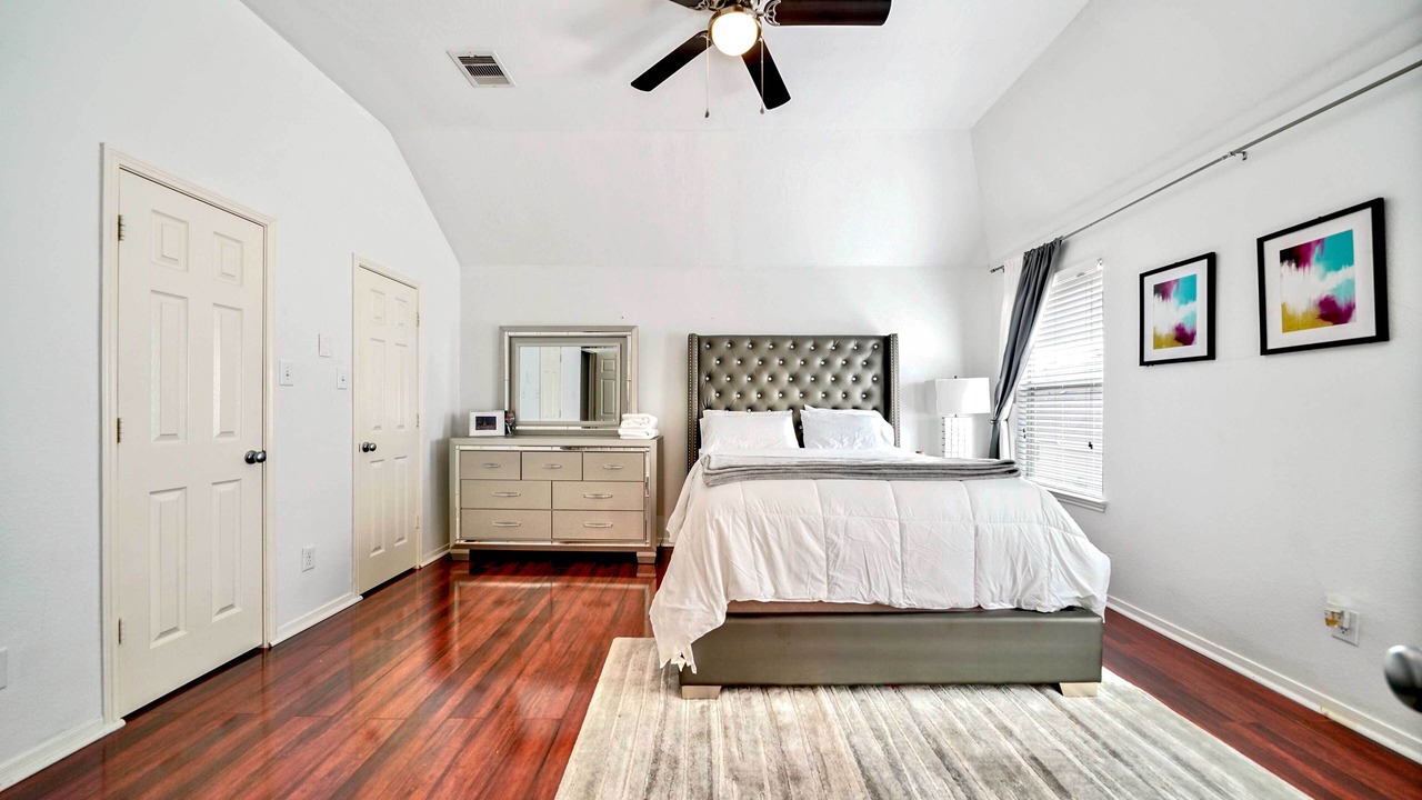 Photo of Bedroom in Fairbanks
