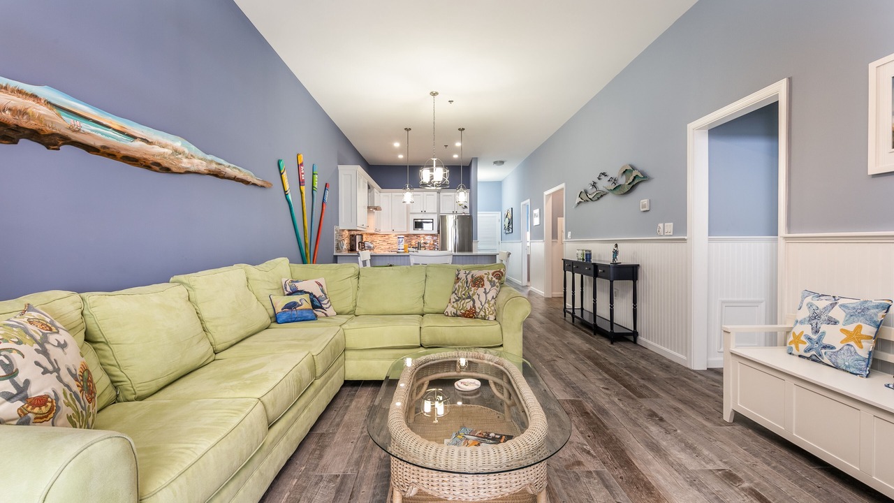 Photo of Livingroom in Heron Harbour Isle