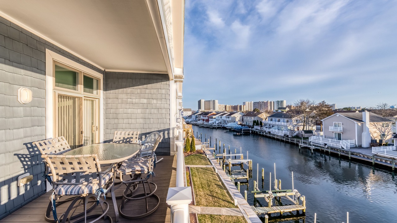 Photo of Outdoor in Heron Harbour Isle