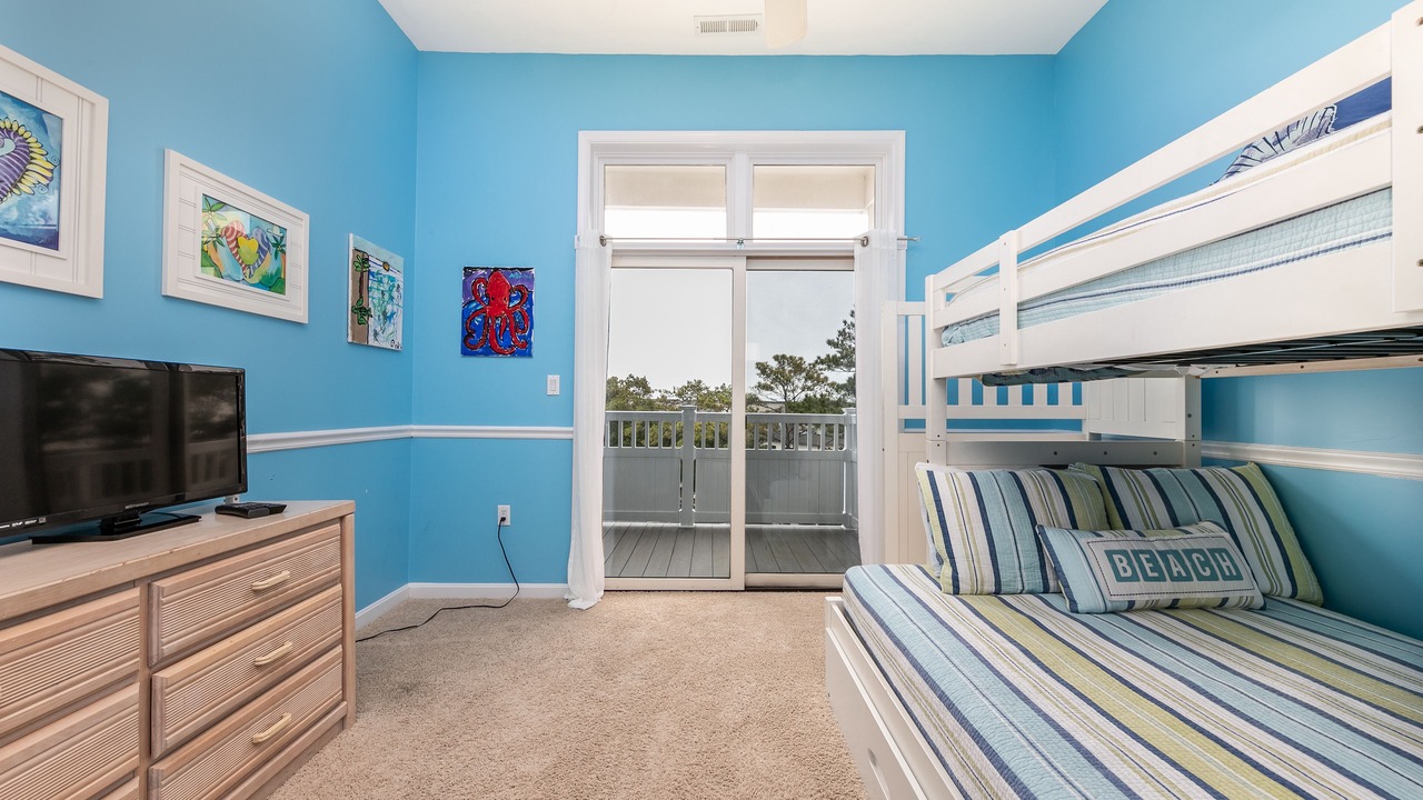 Photo of Bedroom in Heron Harbour Isle