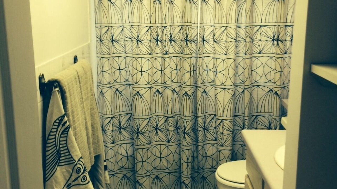 Photo of Bathroom in Point Roberts