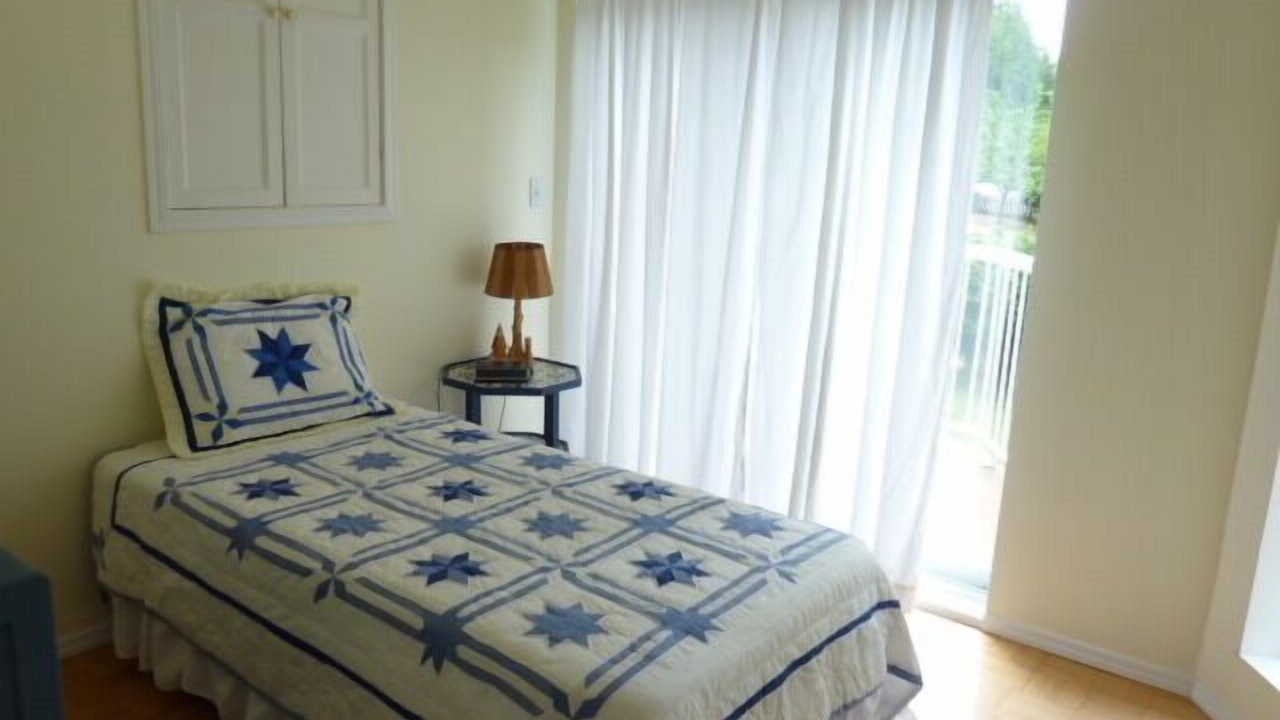 Photo of Bedroom in Point Roberts